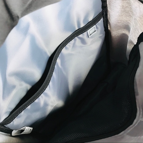 Adidas Originals Trefoil Classic Zip Top Backpack - Picture 10 of 14